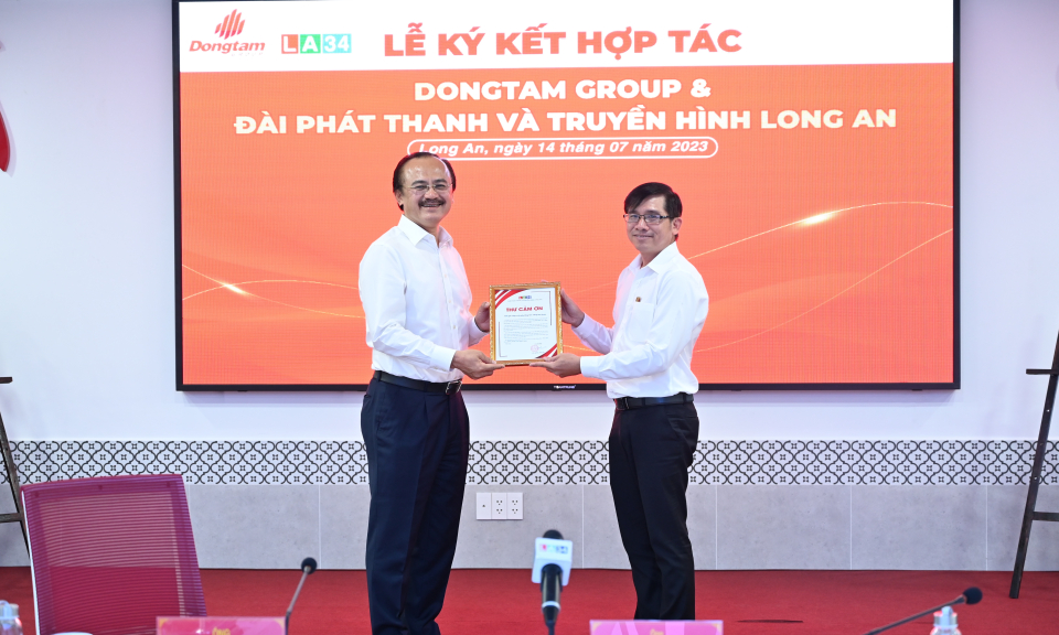 Đài Phát thanh và Truyền hình Long An cùng Dongtam Group ký kết tuyên truyền  