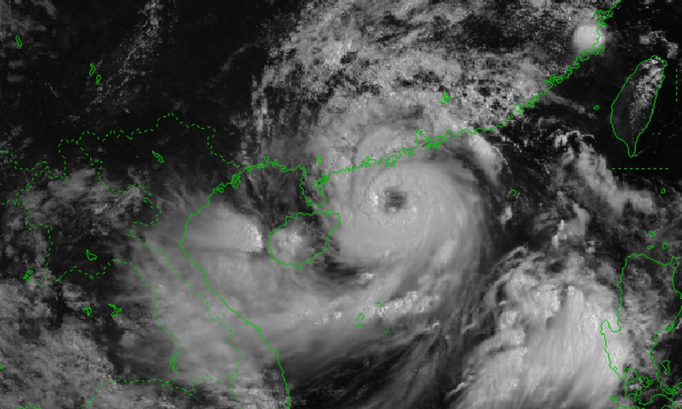 Bão số 1 giật cấp 15 tiếp tục di chuyển về phía Hải Phòng, Quảng Ninh