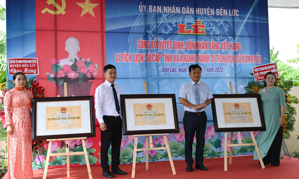Bến Lức: Lễ đón nhận Bằng xếp hạng các di tích lịch sử cấp tỉnh
