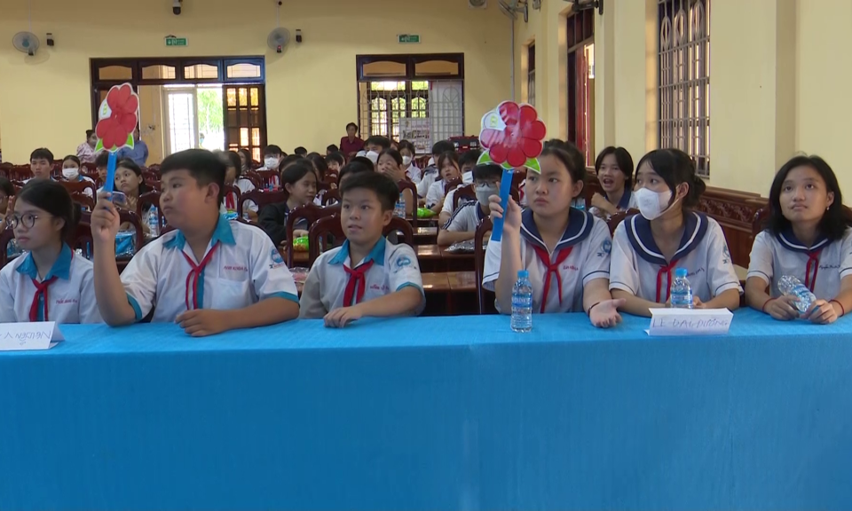 Tân Trụ tổ chức diễn đàn trẻ em năm 2023