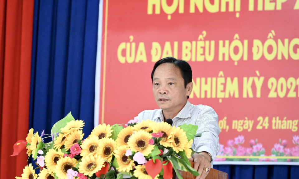 Đại biểu HĐND tỉnh tiếp xúc cử tri Bến Lức
