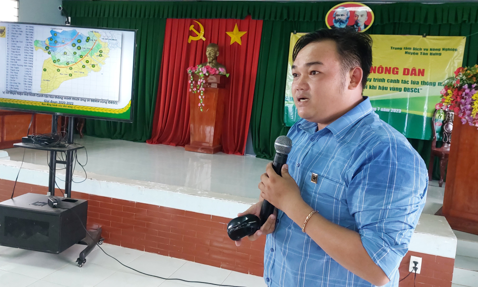 Tân Hưng tập huấn chuyển giao tiến bộ kỹ thuật cho nông dân