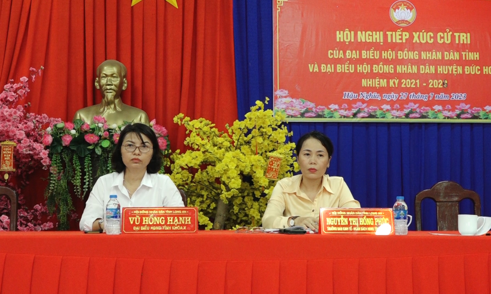 Đại biểu HĐND tỉnh, huyện tiếp xúc cử tri 7 xã, thị trấn vùng trung, vùng thượng huyện Đức Hòa 