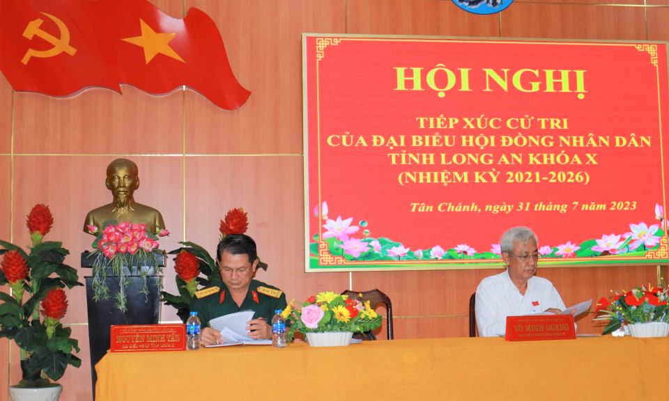Đại biểu Hội đồng Nhân dân tỉnh Long An tiếp xúc cử tri huyện Cần Đước