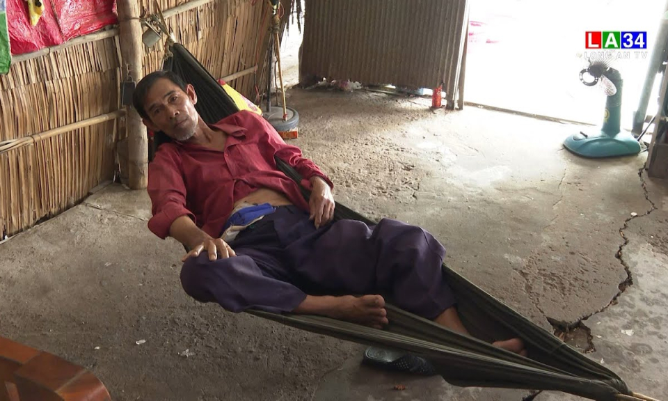 Vượt qua hiểm nghèo: Hoàn cảnh gia đình ông Nguyễn Văn Bé Nhỏ