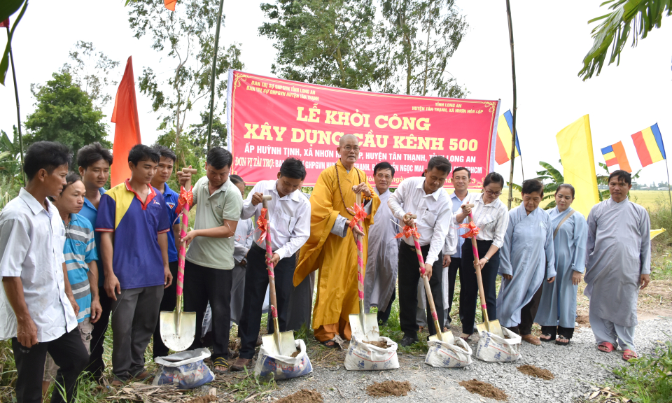 Tân Thạnh khởi công xây dựng, nâng cấp và mở rộng 3 cầu giao thông nông thôn trị giá trên 1 tỷ đồng