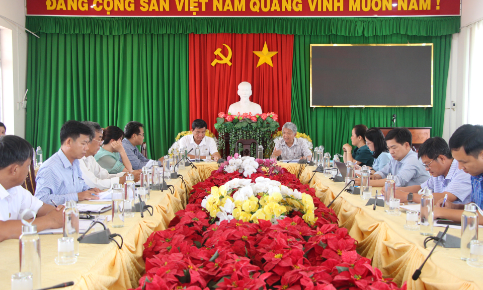 Thủ Thừa kiểm tra công tác quản lý Nhà nước lĩnh vực thông tin, truyền thông