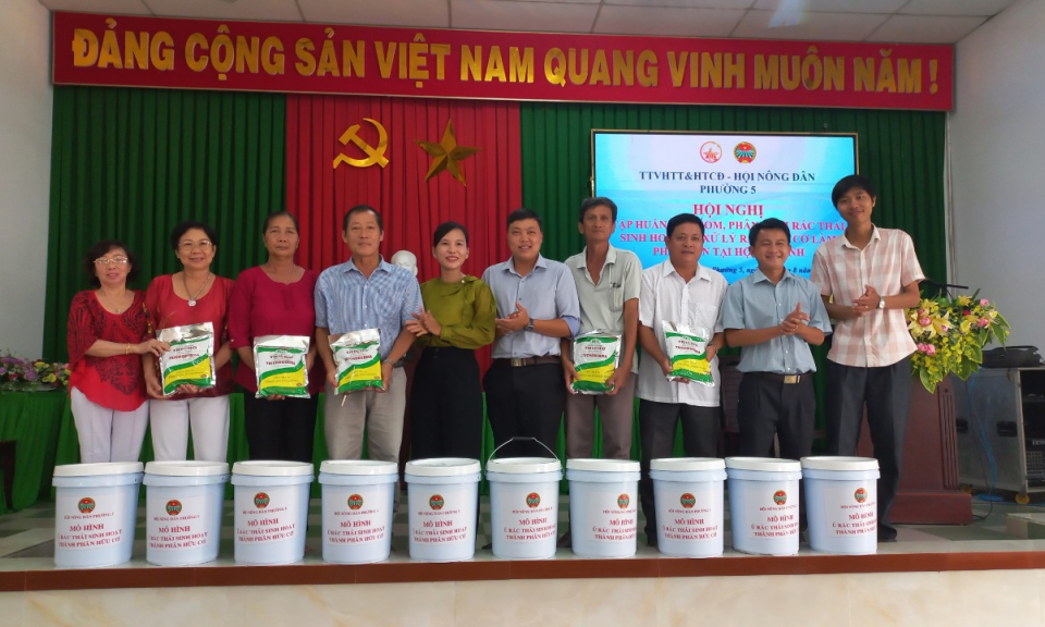 Thành phố Tân An tập huấn phân loại rác tại nguồn