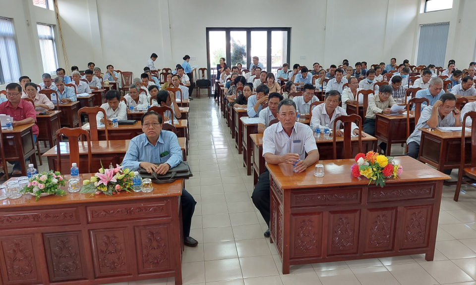 Huyện Châu Thành: hướng dẫn cập nhật theo dõi đánh giá nước sạch nông thôn năm 2023