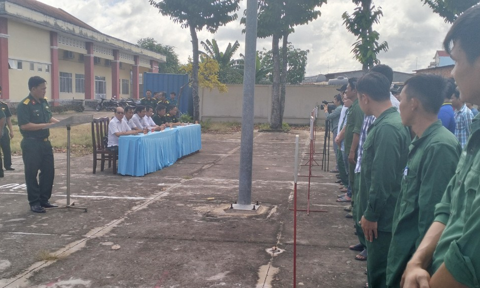 Đức Hòa kiểm tra sẵn sàng động viên quân dự bị năm 2023
