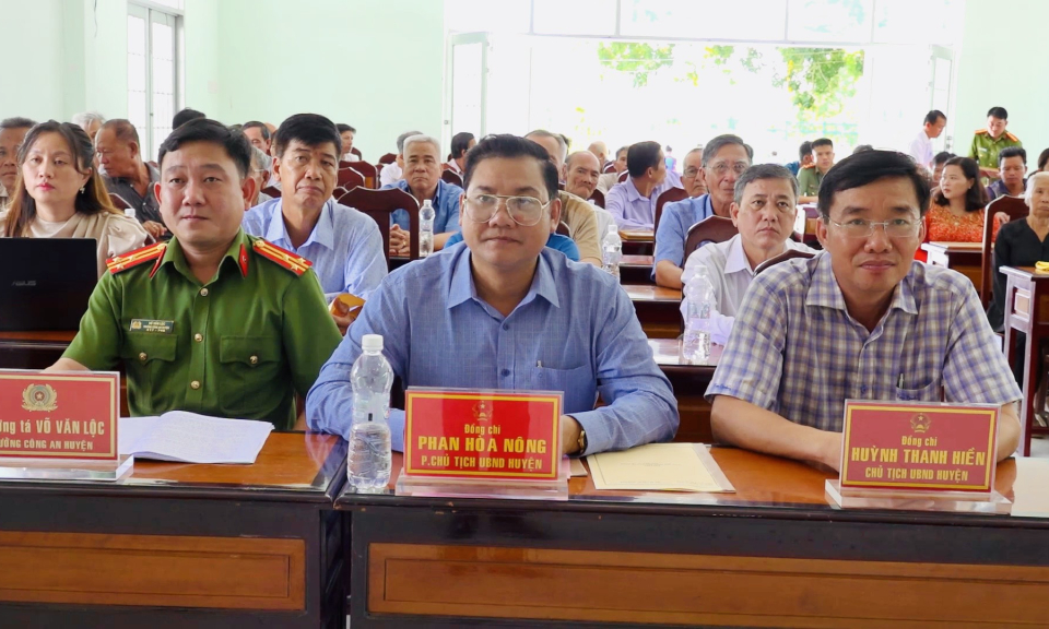Tân Hưng tổ chức điểm Ngày hội Toàn dân bảo vệ an ninh Tổ quốc năm 2023