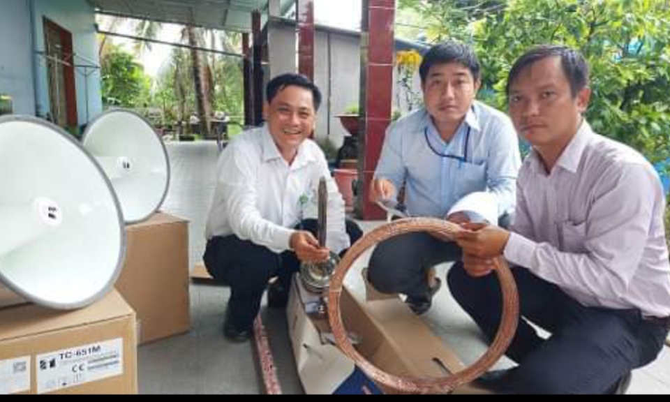 Thành phố Tân An trao giải hội thi sản xuất chương trình phát thanh cơ sở