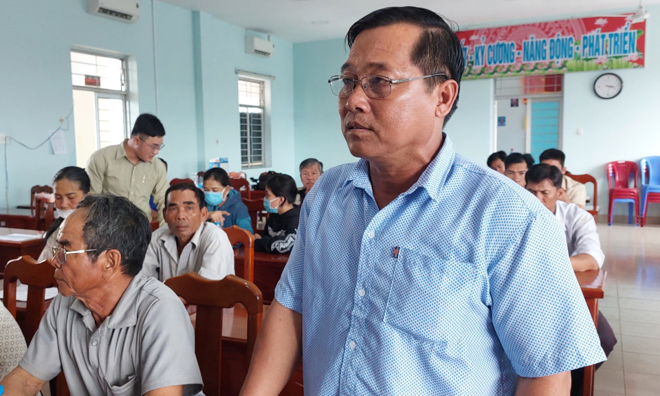 Tân Hưng họp dân công khai phương án bồi thường, hỗ trợ, tái định cư Dự án Đường cặp kênh Sông Trăng