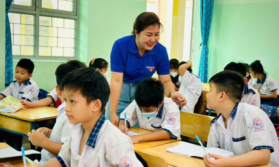 Bến Lức cán bộ đoàn “truyền lửa” nhiệt huyết cho thanh niên