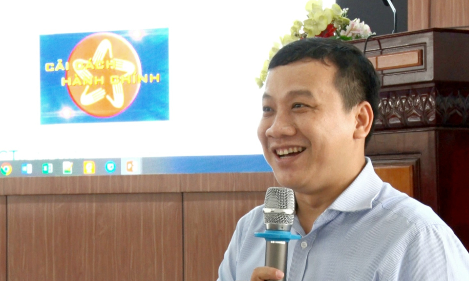 Thành phố Tân An tập huấn quy trình tiếp nhận, xử lý hồ sơ, giải quyết thủ tục hành chính trên cổng dịch vụ công trực tuyến