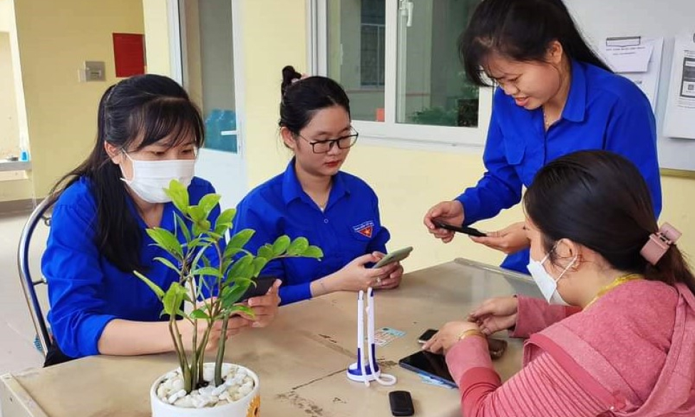 Cần Đước có gần 78.000 tài khoản định danh điện tử mức độ 2