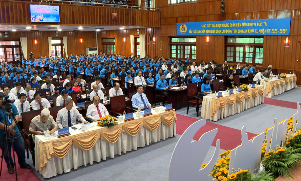 Khai mạc phiên thứ 2, Đại hội Công đoàn tỉnh Long An lần thứ XI