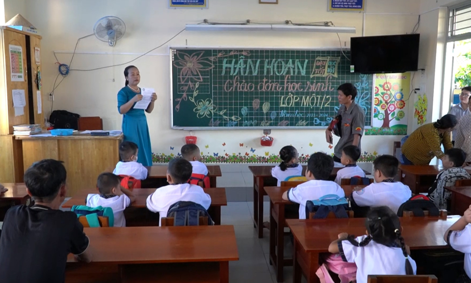 Hôm nay 21/8, hơn 27.000 học sinh lớp 1 tỉnh Long An đến trường