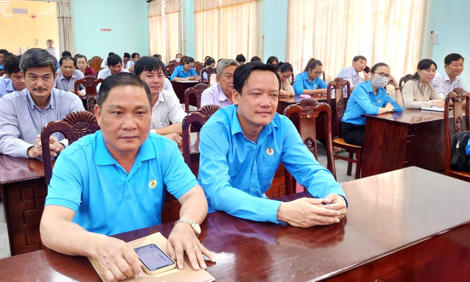 Cần Đước thông tin kết quả Đại hội Liên đoàn Lao động tỉnh Long An