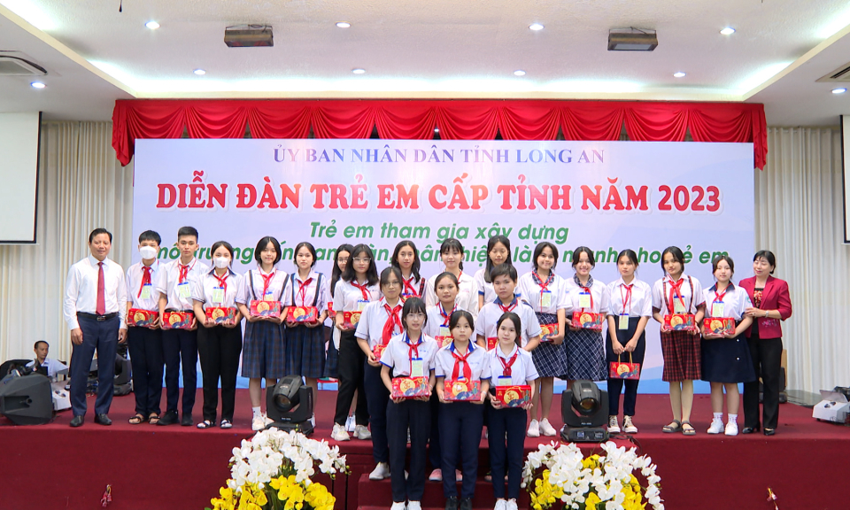 150 trẻ em tham gia diễn đàn trẻ em cấp tỉnh năm 2023