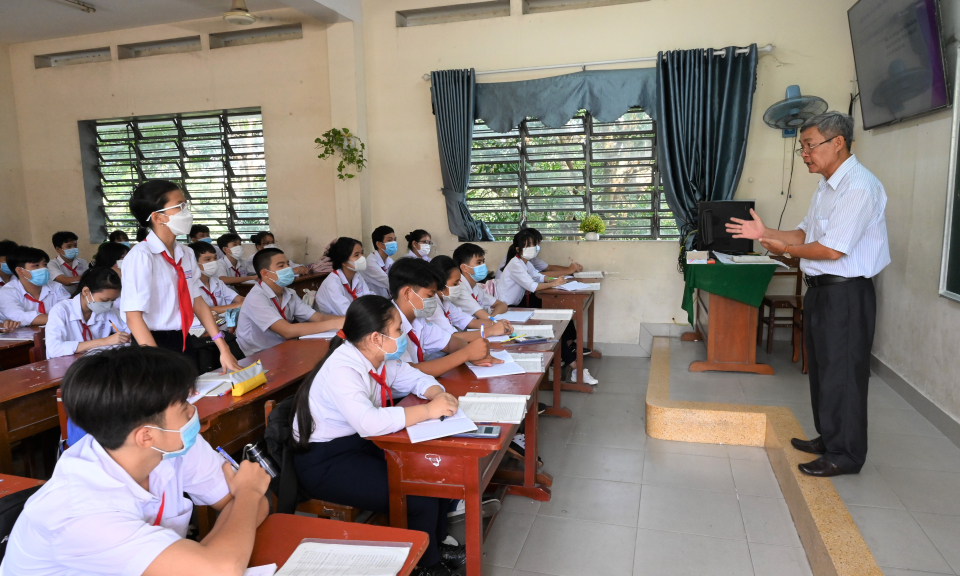 Bến Lức triển khai nhiệm vụ năm học 2023 - 2024