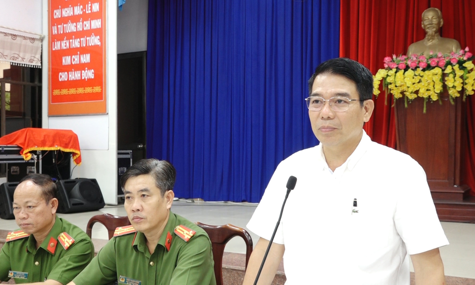 Đức Hòa thực tập phương án chữa cháy và cứu nạn cứu hộ Tổ liên gia an toàn phòng cháy chữa cháy