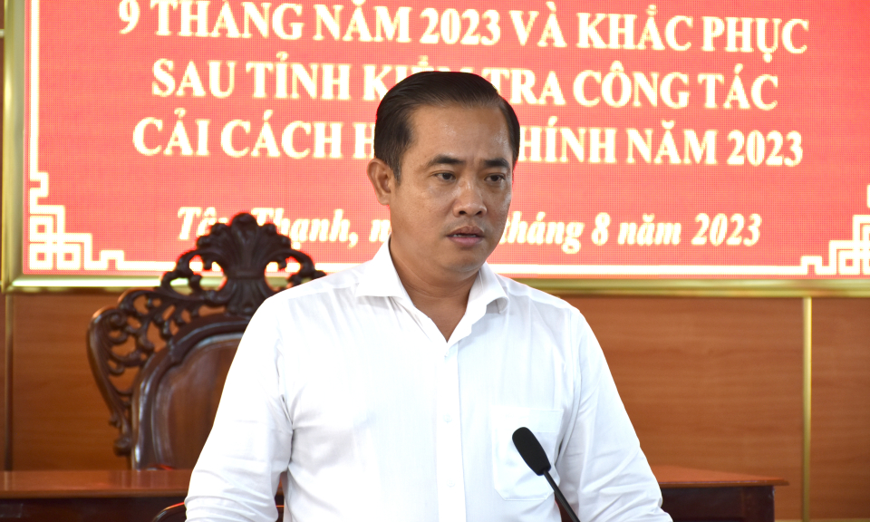 Tân Thạnh tiếp nhận, giải quyết hồ sơ dịch vụ công trực tuyến mức độ 3,4 đạt tỷ lệ trên 97 %