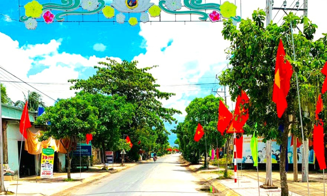 Cần Đước người dân đón Tết Độc Lập vui tươi, an toàn, tiết kiệm, lành mạnh
