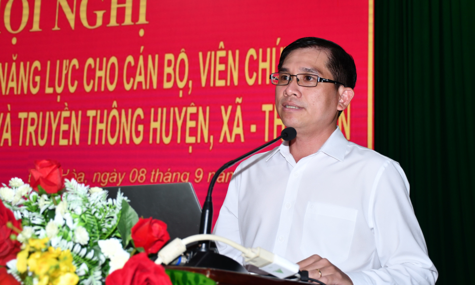 Đức Hòa: Tập huấn nâng cao năng lực cho cán bộ, viên chức làm công tác Thông tin và truyền thông huyện, xã, thị trấn