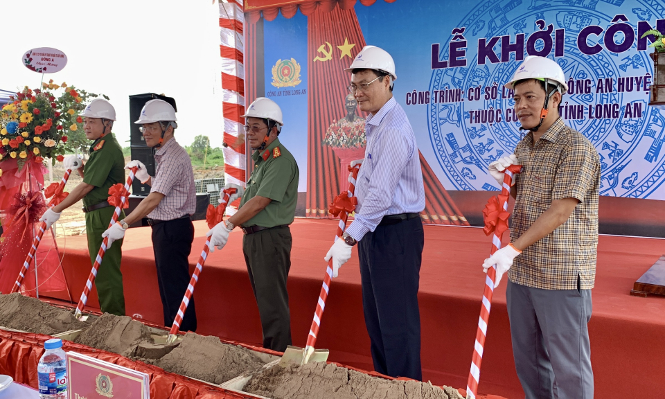 Lễ khởi công xây dựng cơ sở làm việc Công an huyện Tân Hưng