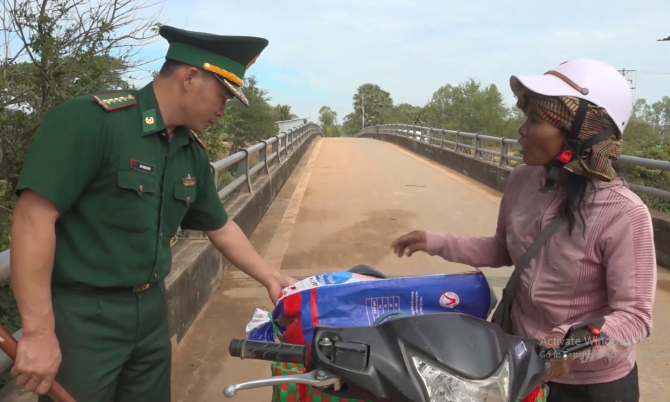 Đồn Biên phòng Sông Trăng quản lý tốt hoạt động xuất nhập cảnh vùng biên