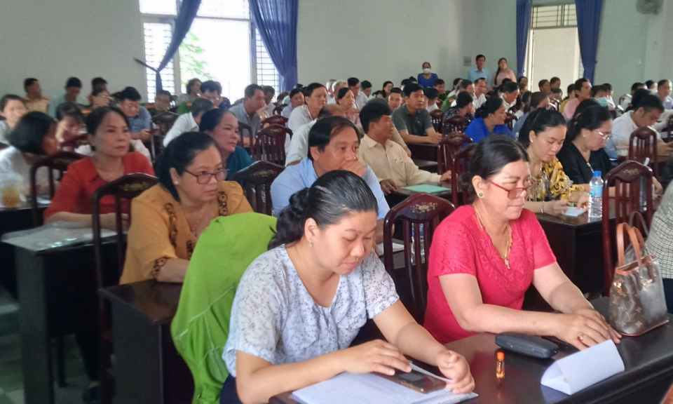 Thành phố Tân An khai giảng lớp bồi dưỡng nghiệp vụ công tác Đảng.