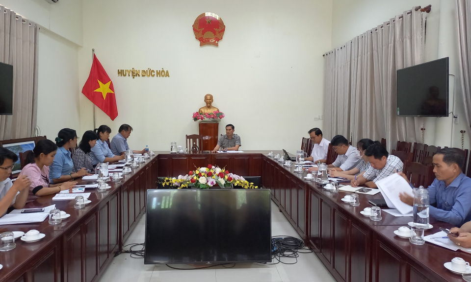 Đức Hòa khẩn trương thực hiện các tiêu chí nông thôn mới, nông thôn mới nâng cao