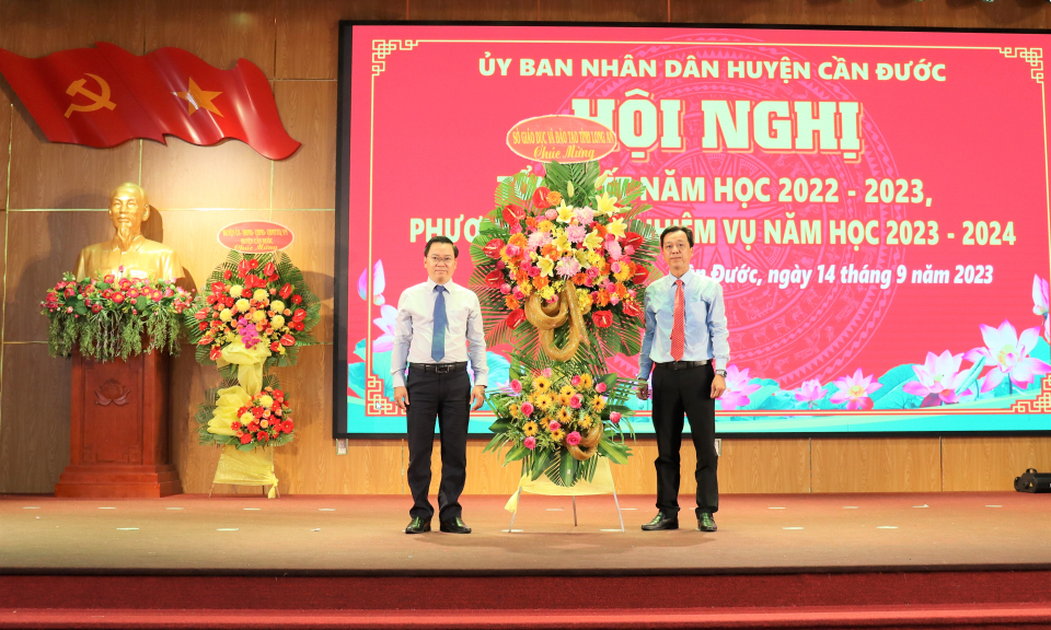 Cần Đước tổng kết năm học 2022 - 2023 và triển khai nhiệm vụ năm học 2023 - 2024