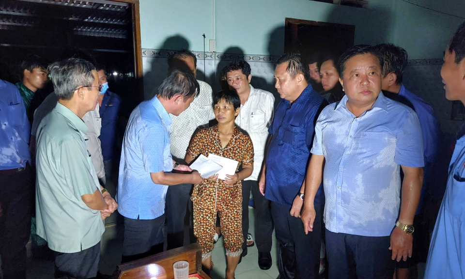 Huyện Châu Thành: gió lốc làm tốc mái nhà dân, một trường hợp thiệt mạng