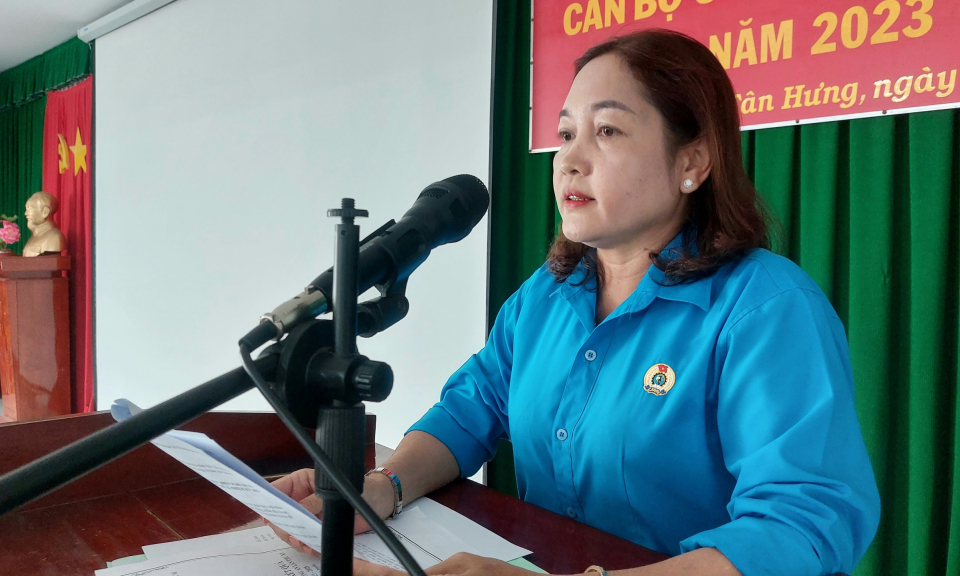 Tân Hưng tập huấn cán bộ Công đoàn cơ sở năm 2023