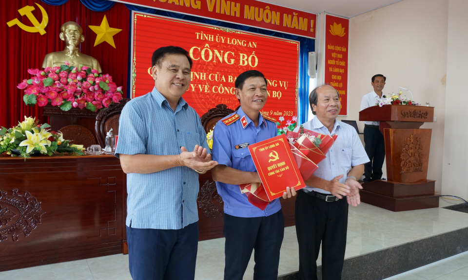 Mộc Hóa thực hiện quy trình bổ sung Ủy viên Ban Chấp hành Đảng bộ huyện khóa XI, nhiệm kỳ 2020 - 2025