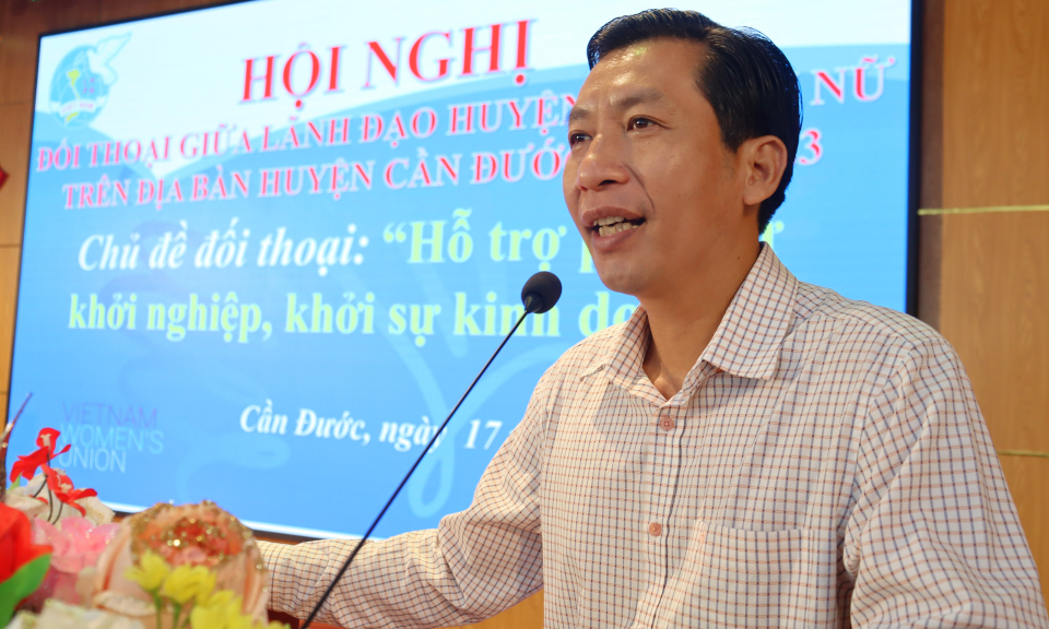 Lãnh đạo huyện Cần Đước đối thoại với hội viên phụ nữ năm 2023