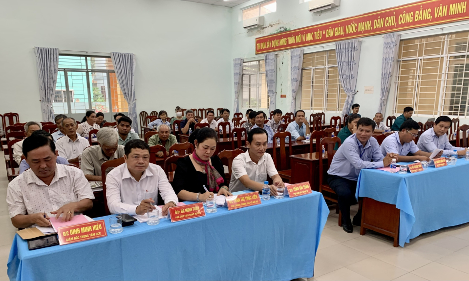  Xã Thanh Phú Long, huyện Châu Thành tổ chức Hội nghị tọa đàm về cải cách hành chính