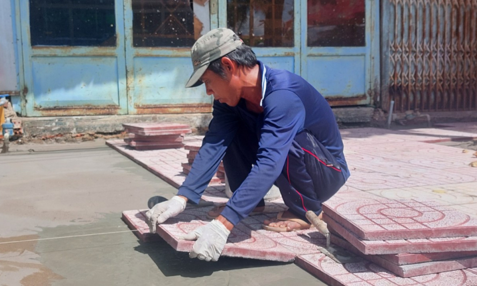 Tân Hưng thi công công trình làm mới các vỉa hè nội ô khu B (Giai đoạn 2)