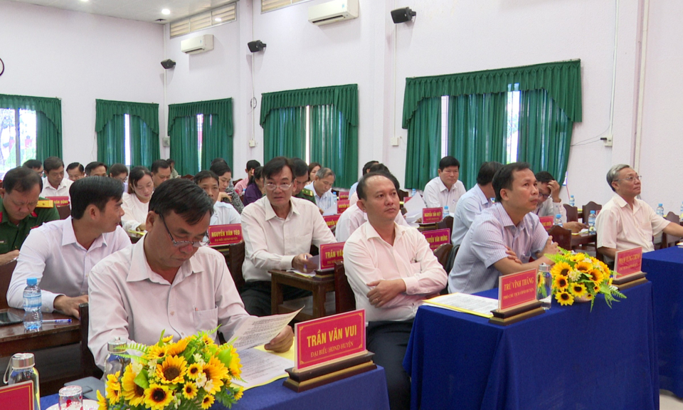 HĐND huyện Thạnh Hóa quán triệt việc lấy phiếu tín nhiệm tại kỳ họp cuối năm 2023