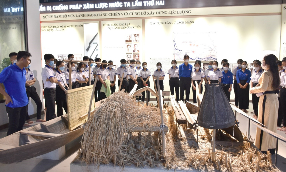 Tân Thạnh thực hiện hiệu quả hoạt động “Hành trình tìm về địa chỉ đỏ”