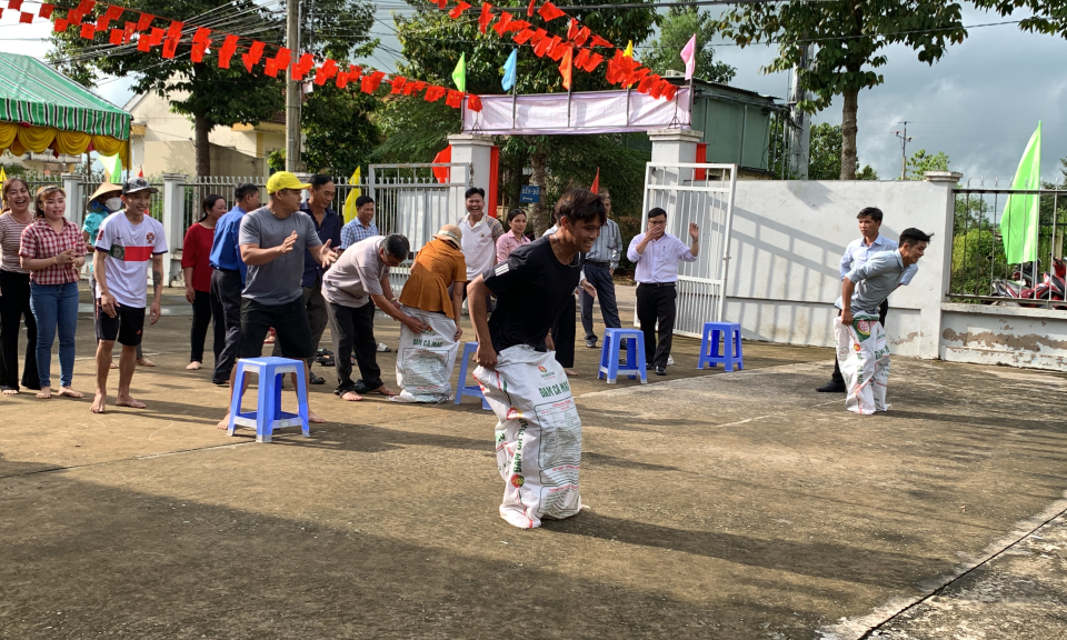 Tân Hưng ngày hội Đại đoàn kết toàn dân tộc tại Ấp Vĩnh Nguyện, xã Vĩnh Châu A