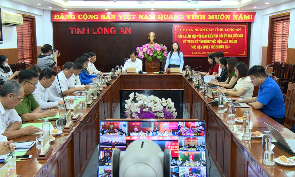 Lãnh đạo tỉnh  tiếp và làm việc với đoàn kiểm tra của Ủy ban quốc gia về trẻ em
