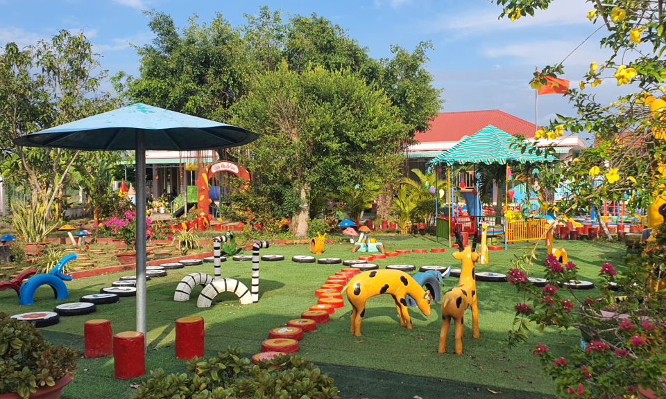 Tân Thạnh: Trường mầm non Nhơn Hoà đạt chuẩn Quốc gia mức độ I