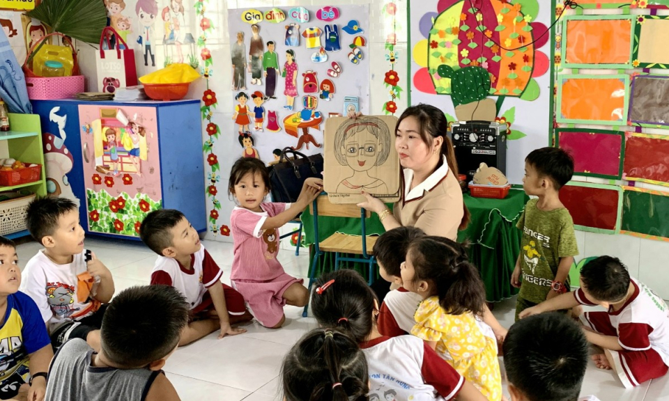 Tân Hưng: Cô Nguyễn Thị Hòa - Giáo viên nhiệt tình, tâm huyết với nghề