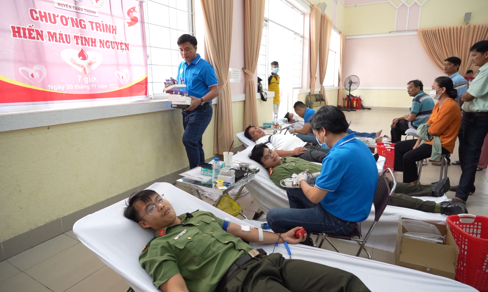 Hội Chữ thập đỏ tổ chức hiến máu nhân đạo