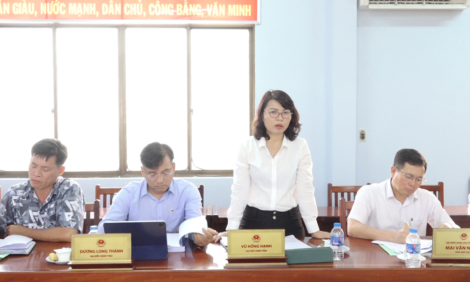 Cụm thảo luận số 3 HĐND tỉnh họp đóng góp nội dung kỳ họp thứ 13, HĐND tỉnh