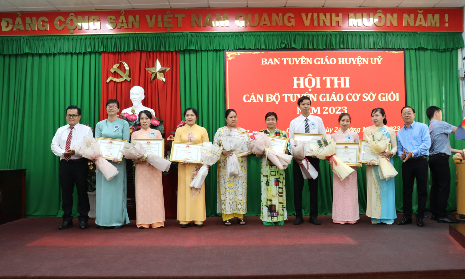 Cần Đước tổ chức hội thi Cán bộ tuyên giáo cơ sở giỏi năm 2023