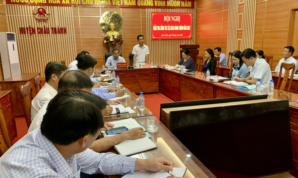 Đoàn kiểm tra công tác cải cách hành chính làm việc tại huyện Châu Thành